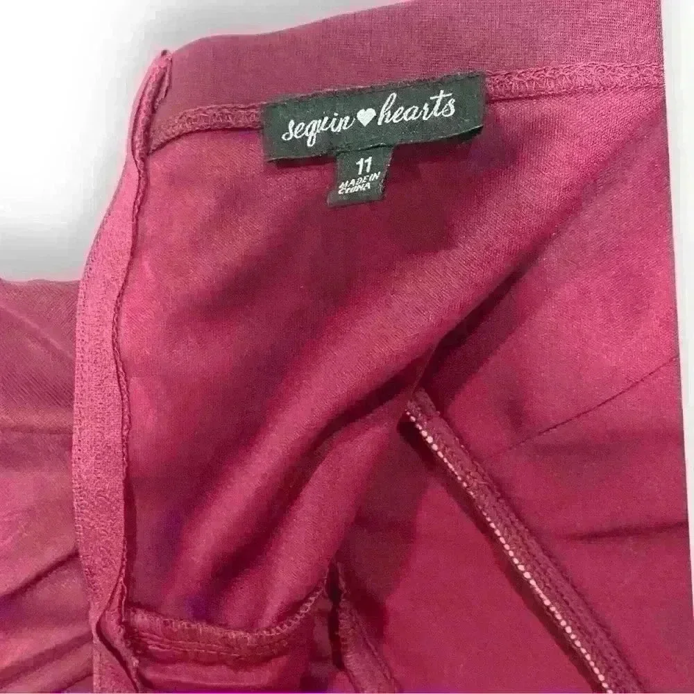 Formal Short Dress with Beaded Waist Burgundy Size 11 by Sequin Hearts - Picture 8 of 9